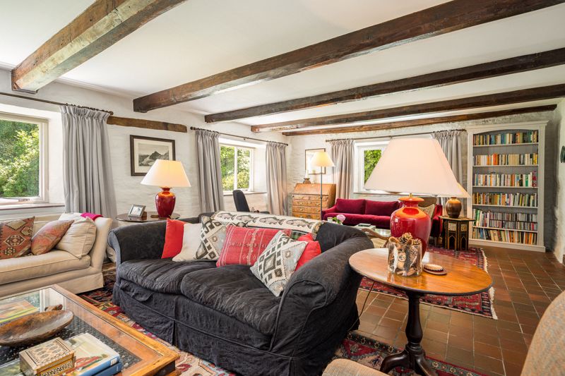 Drawing Room- click for photo gallery